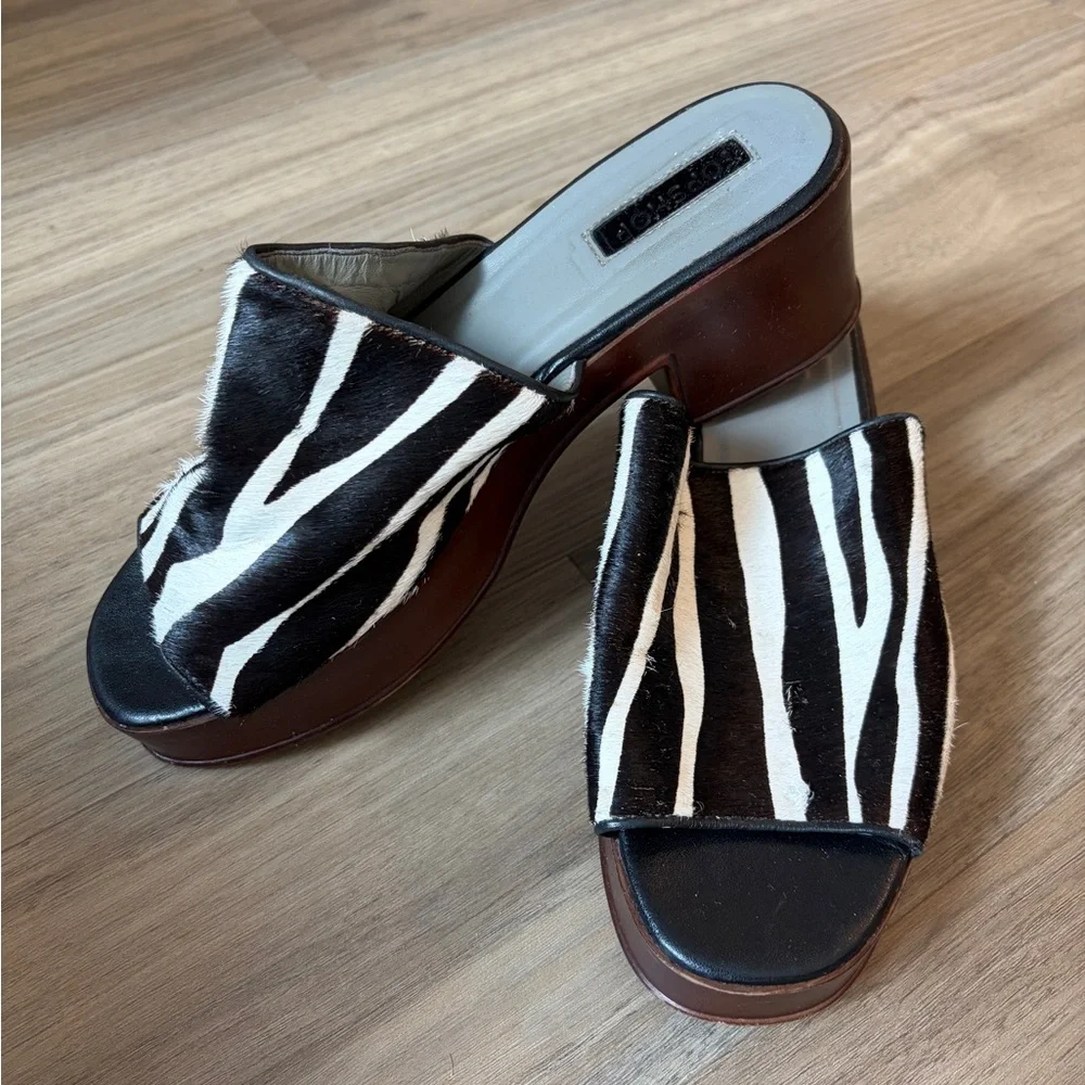 Topshop Villain Zebra Calf-Hair Mules - Picture 2 of 7